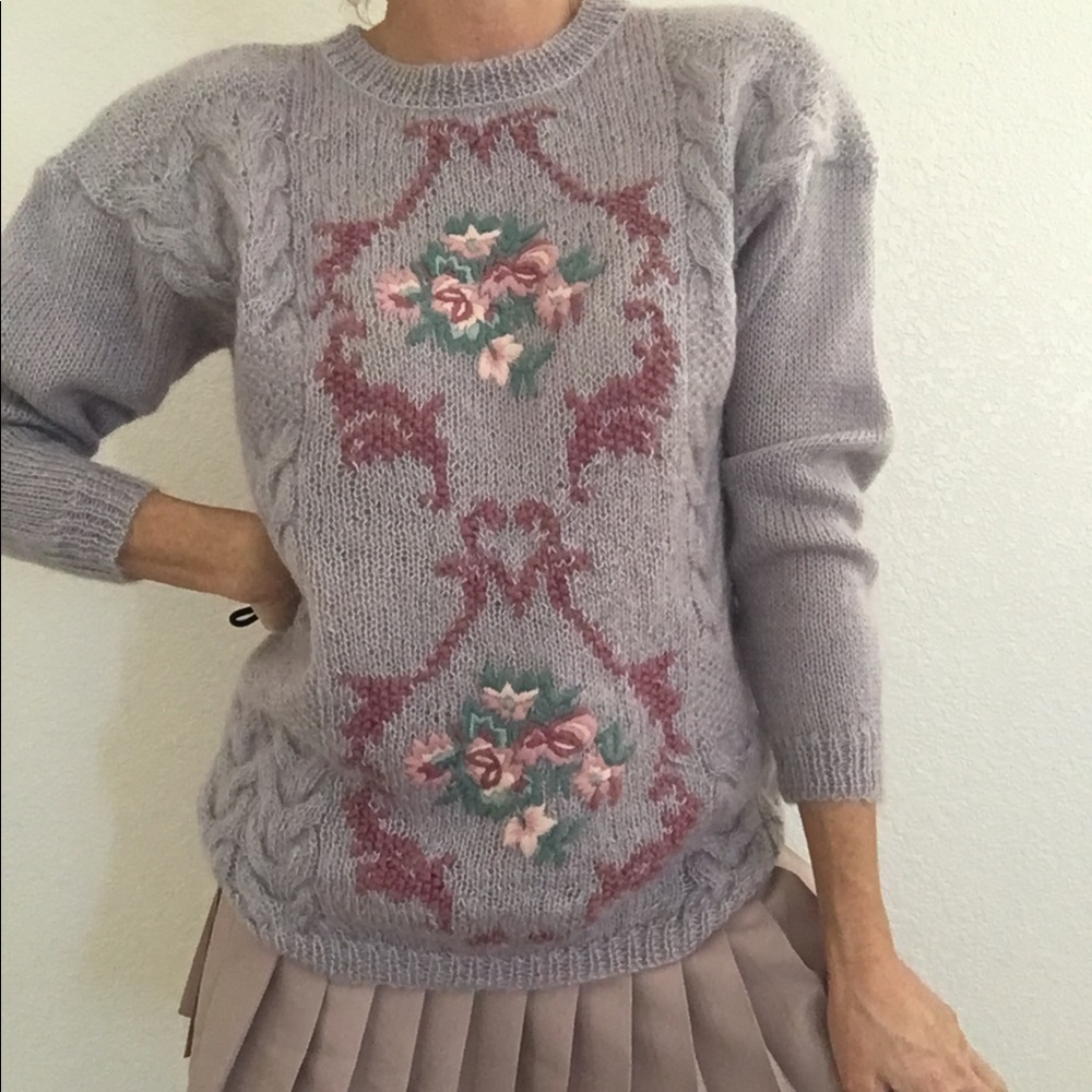 🦄VTG lavender mohair cottage core sweater